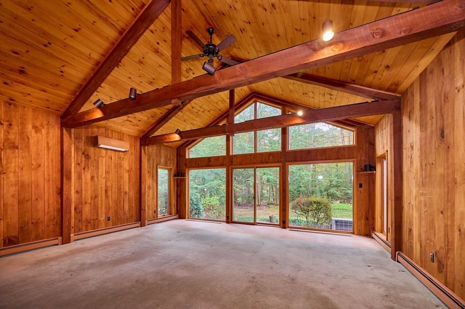 72 Meadow Wood Drive Photo 12