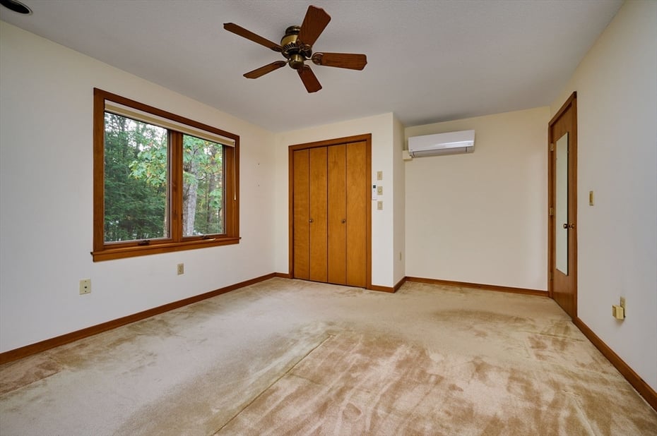 72 Meadow Wood Drive Photo 24