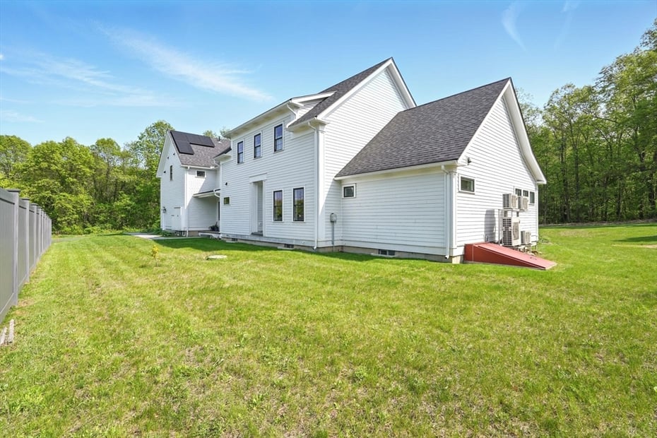 13-15 Vista Ter Photo 4