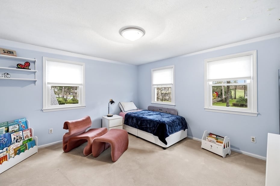 44 Canterbury Ln Photo 31