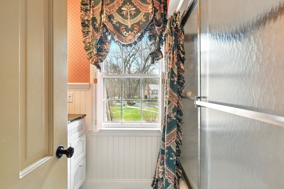 68 Normandy Road Photo 33