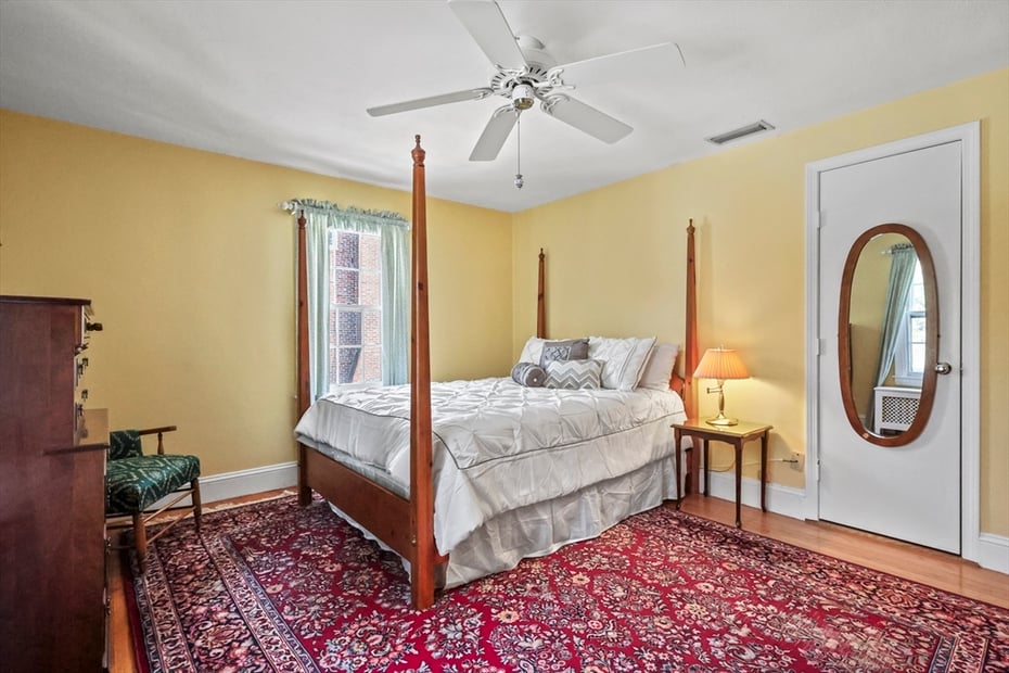 58 Englewood Road Photo 24