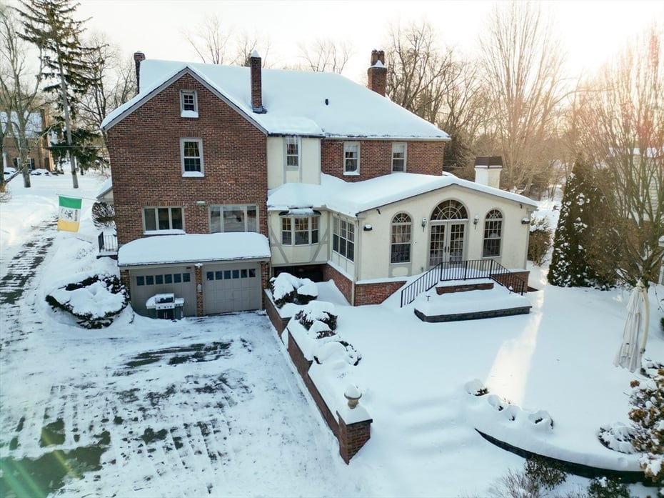 58 Englewood Road Photo 36