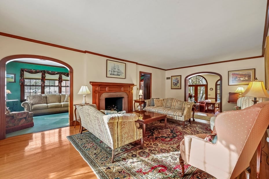 58 Englewood Road Photo 4