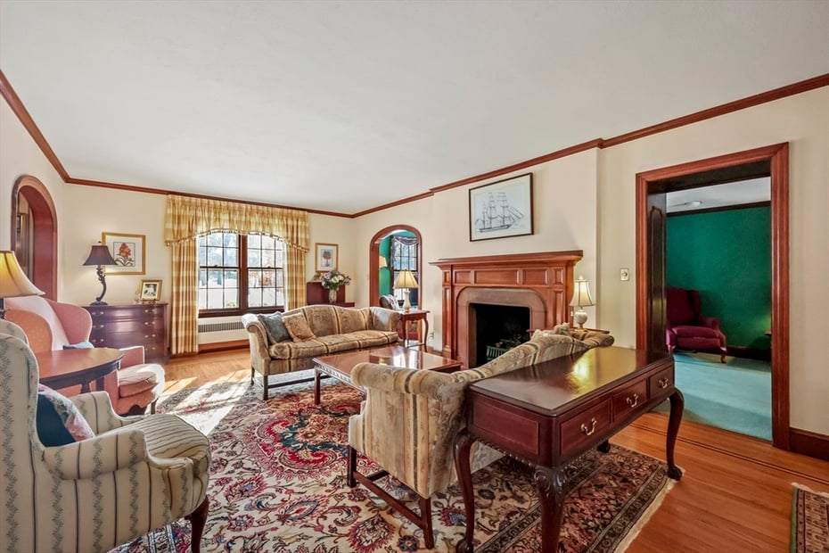 58 Englewood Road Photo 5