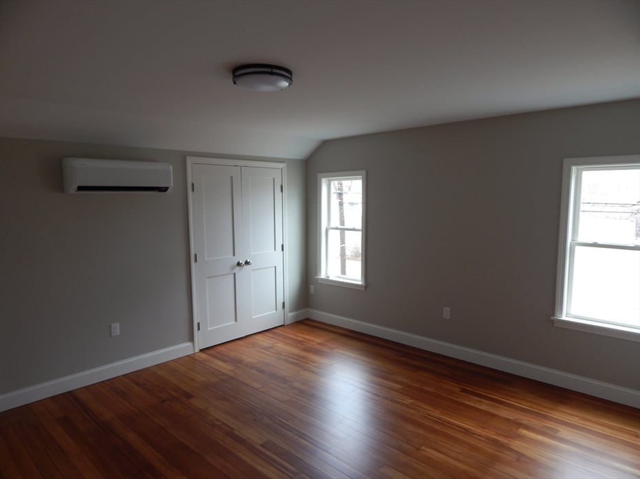 55 Elm St Photo 30
