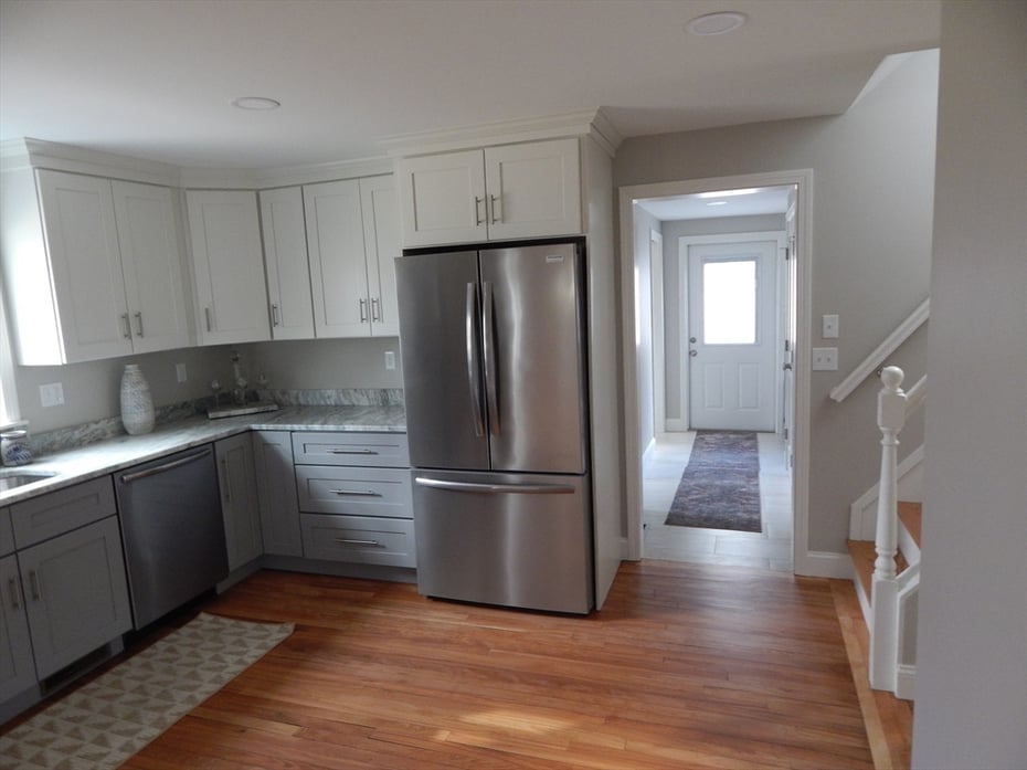 55 Elm St Photo 15
