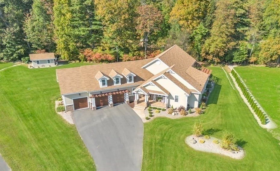 8 Fitch Farm Way Photo 3