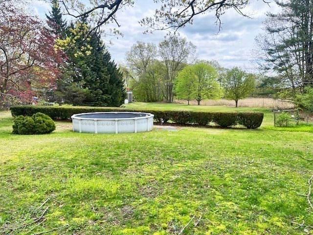 73 Elm Street Photo 5