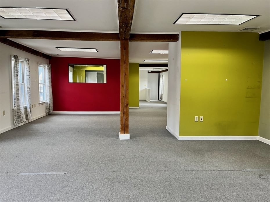 31 Bridge St Photo 3