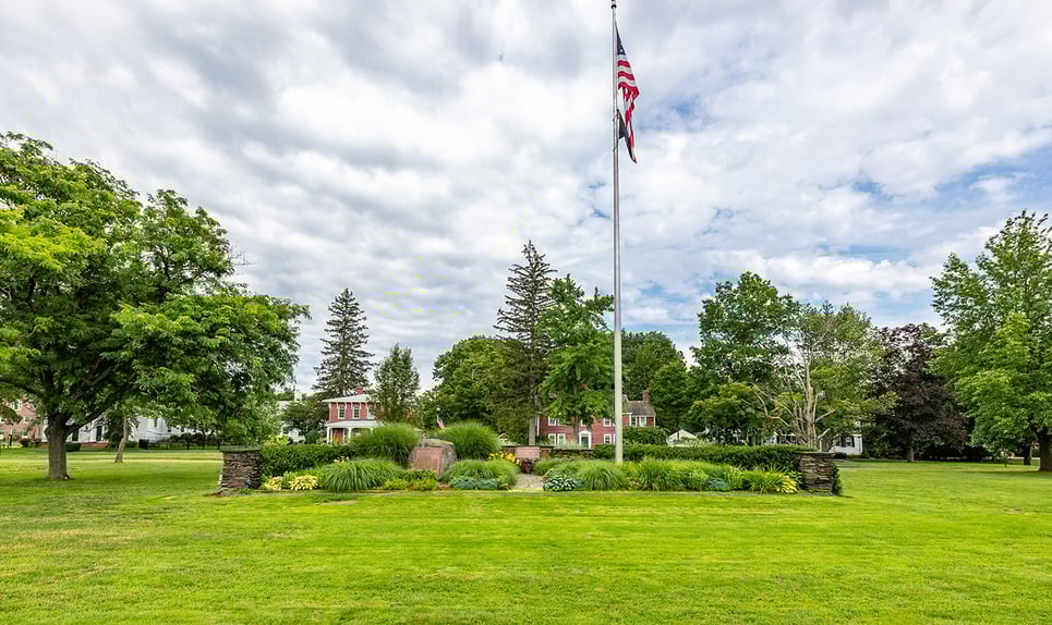 Longmeadow>