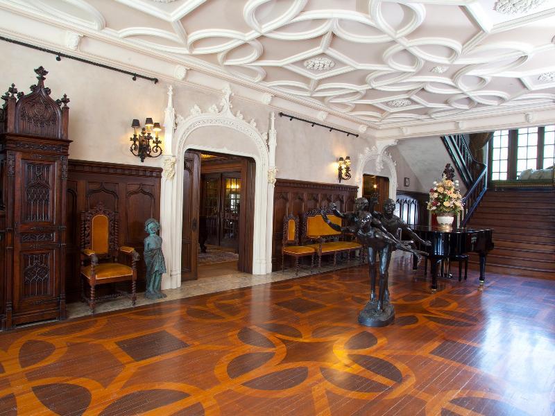 Colgate Mansion