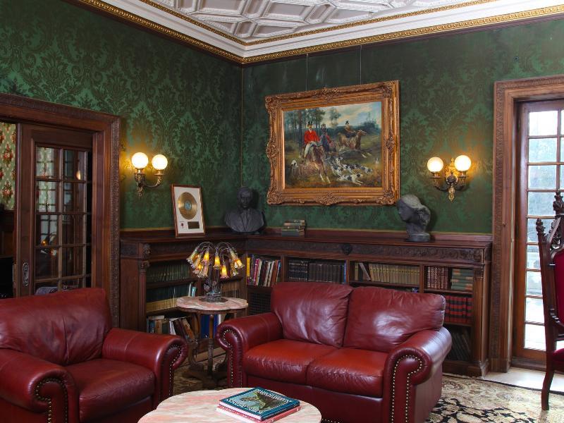 Colgate Mansion