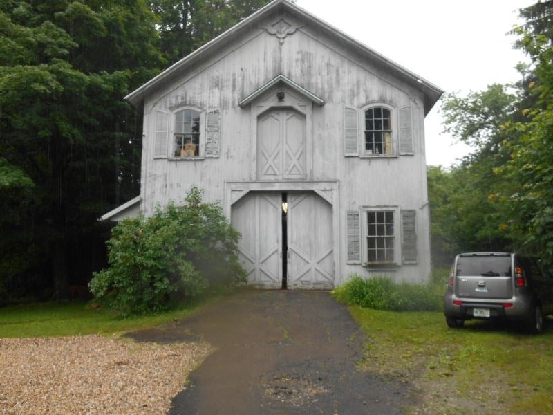Barn