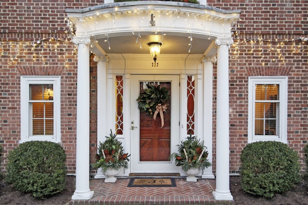 front-door-holiday