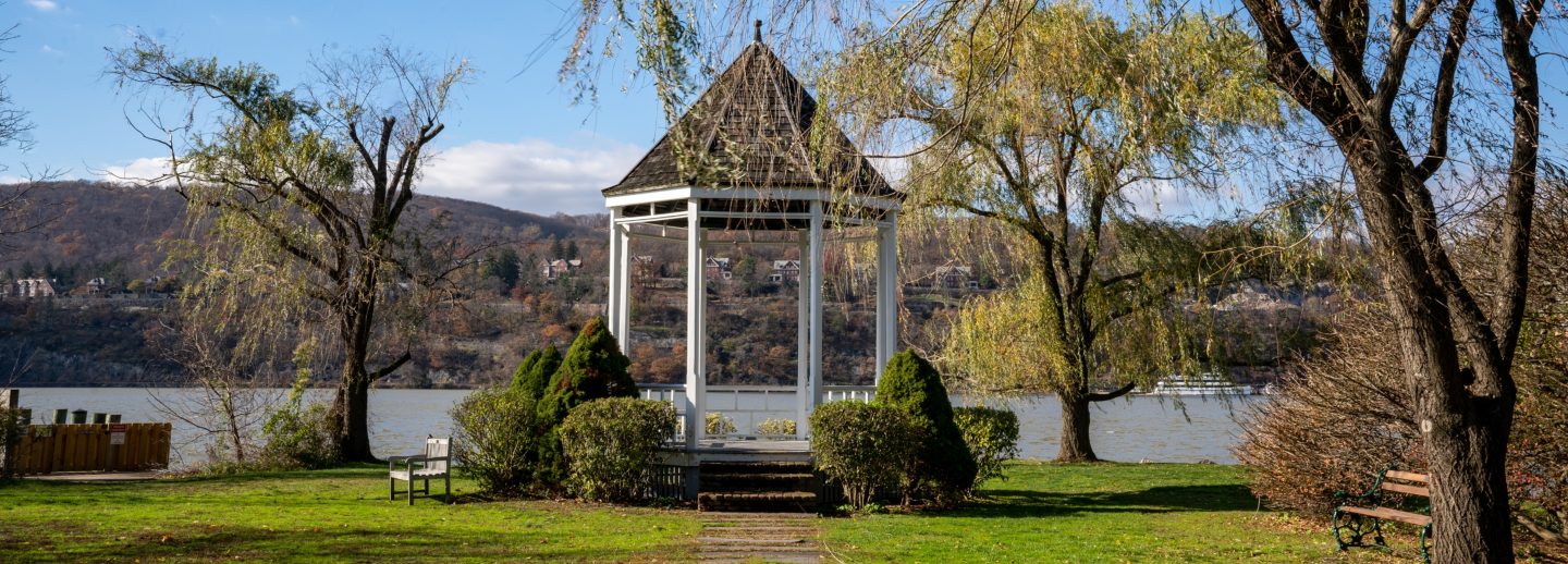 Garrison, NY - USA - Nov. 12, 2022 Landscape view of Garrison Gazebo, a river side park on the Hudson River at Garrison Landing. - stock photo